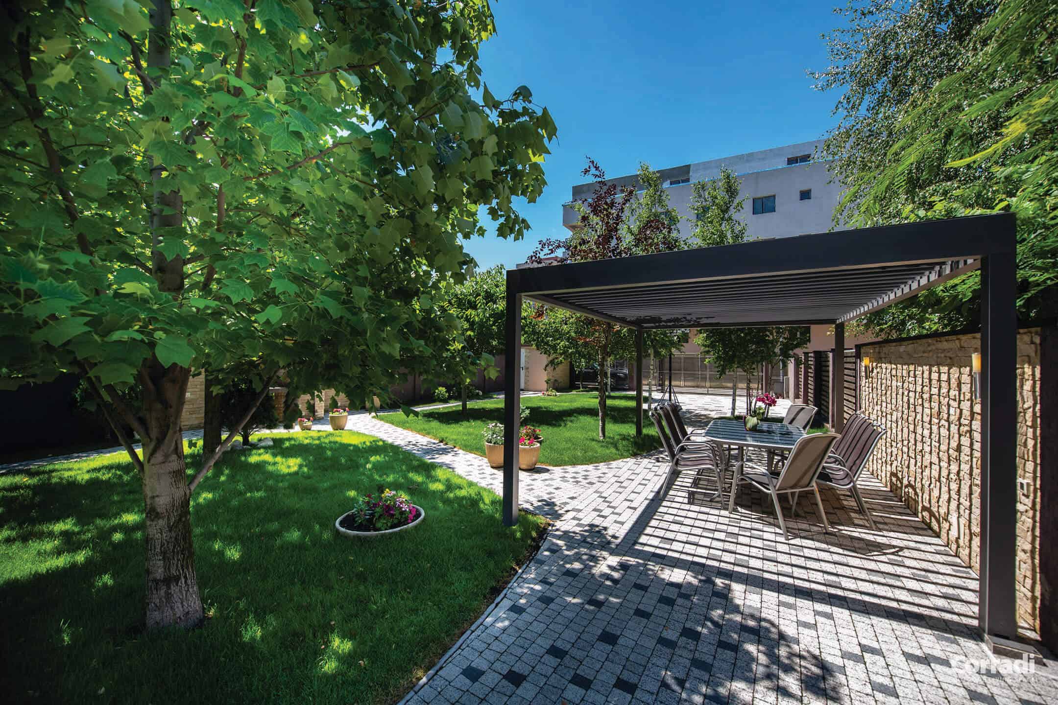pergole bioclimatice pentru terasa si gradina de calitate design deosebit made in Italy